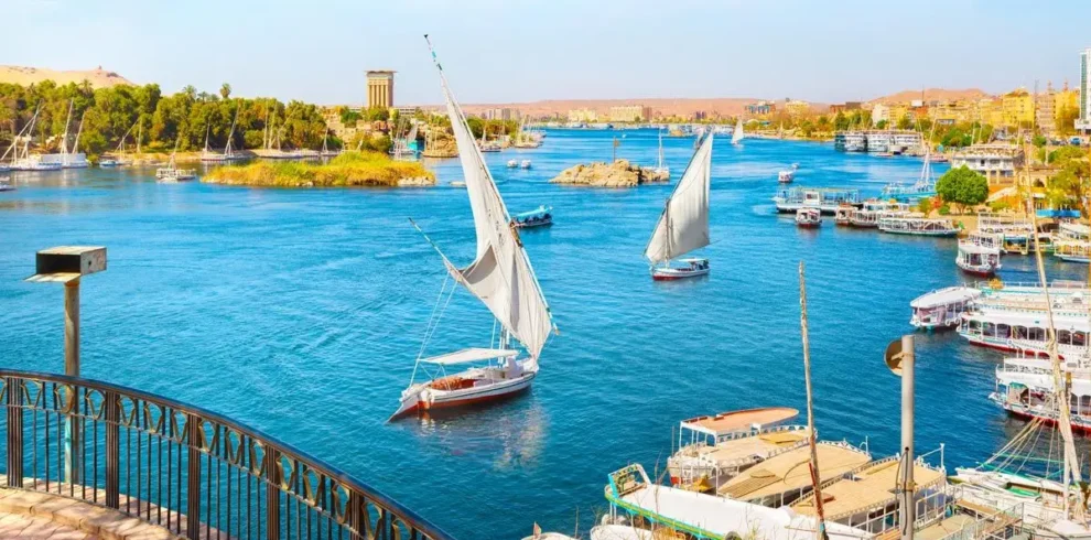 أسوان